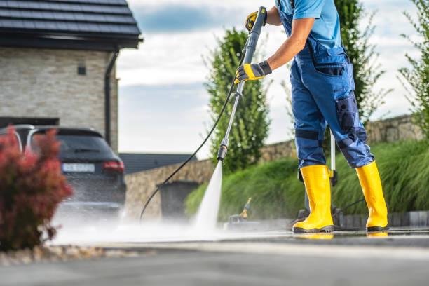 Best Solar Panel Cleaning  in Beverly, OH